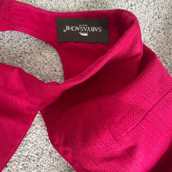 Sabyasachi floral lehenga - Picture 5 of 13